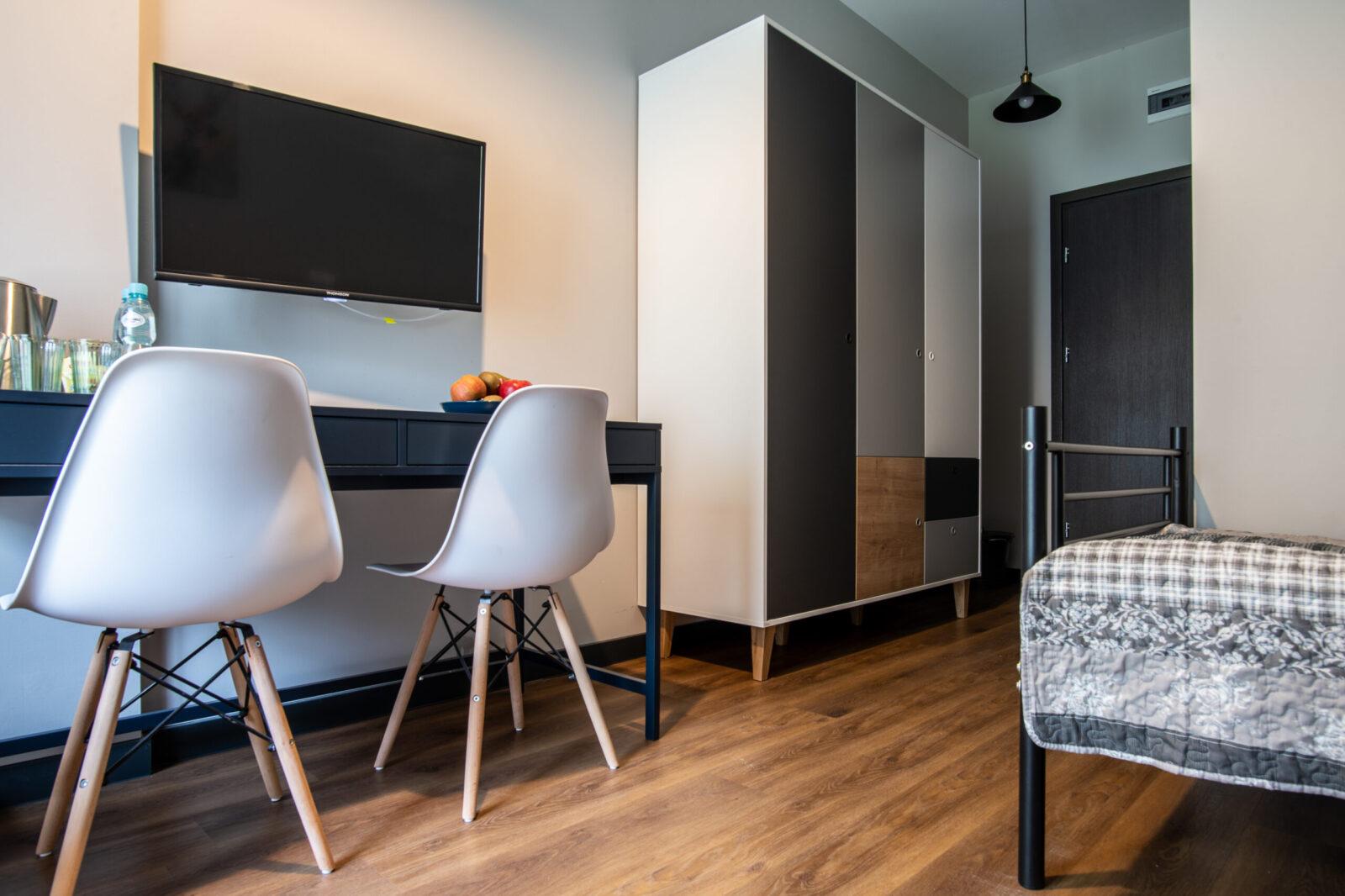 Pokoj_wygodny_2os_17-scaled